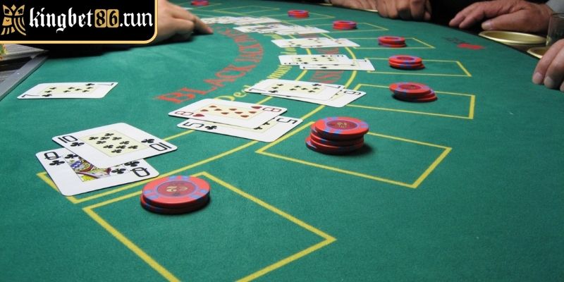 Tận dụng Double Down trong Blackjack online KINGBET86